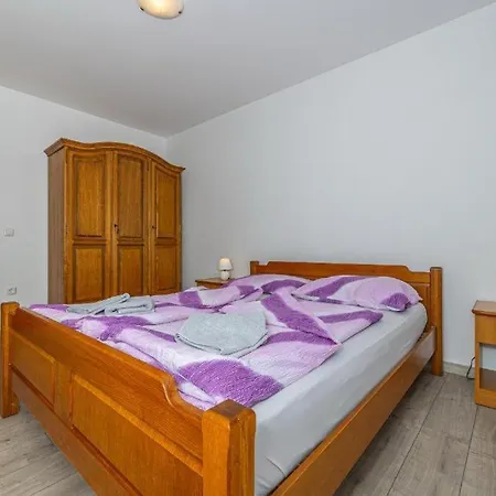 Lacic Appartement *