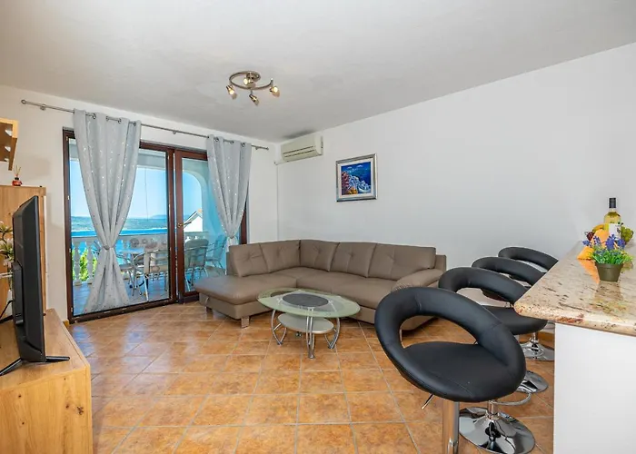 Lacic Διαμέρισμα Crikvenica