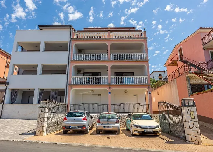 Lacic 2 Apartamento